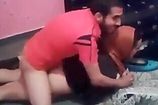 این تجاوز نیست؟ زنه میگه بخدا دیگه بسه ولی‌ جوانان غیور این مرز و بوم کیر به دست سر نوبت دارند دعوا میکنند