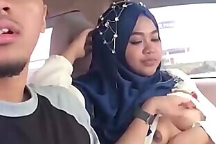 'bokep jilbab main sama pacar full :  82 sec'